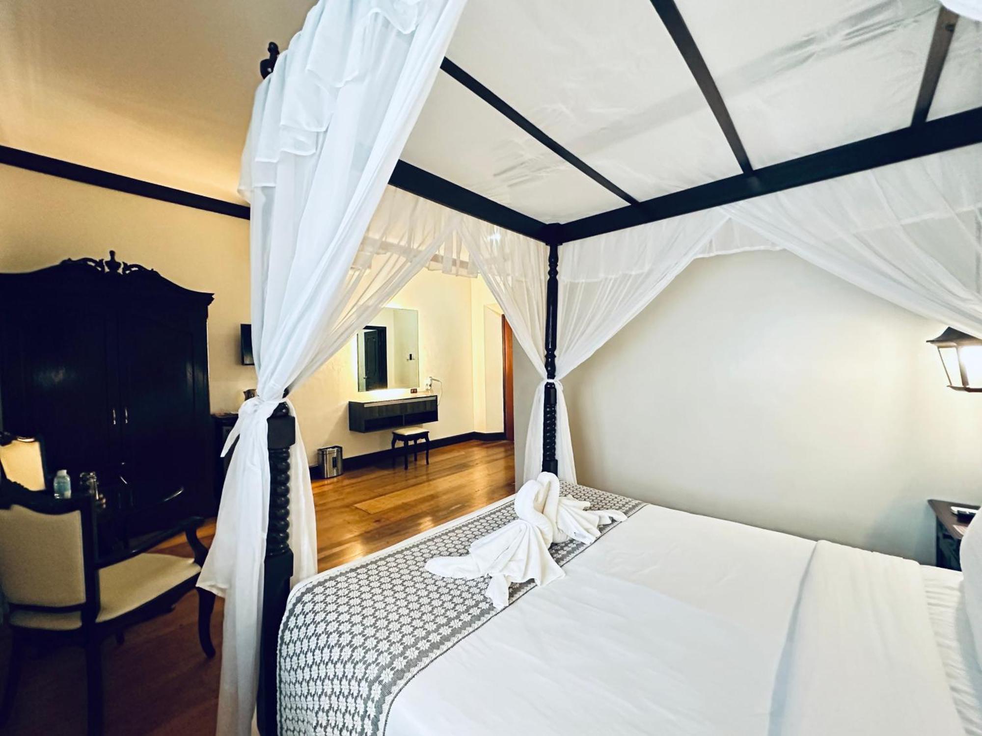 Vigan Plaza Hotel Екстер'єр фото