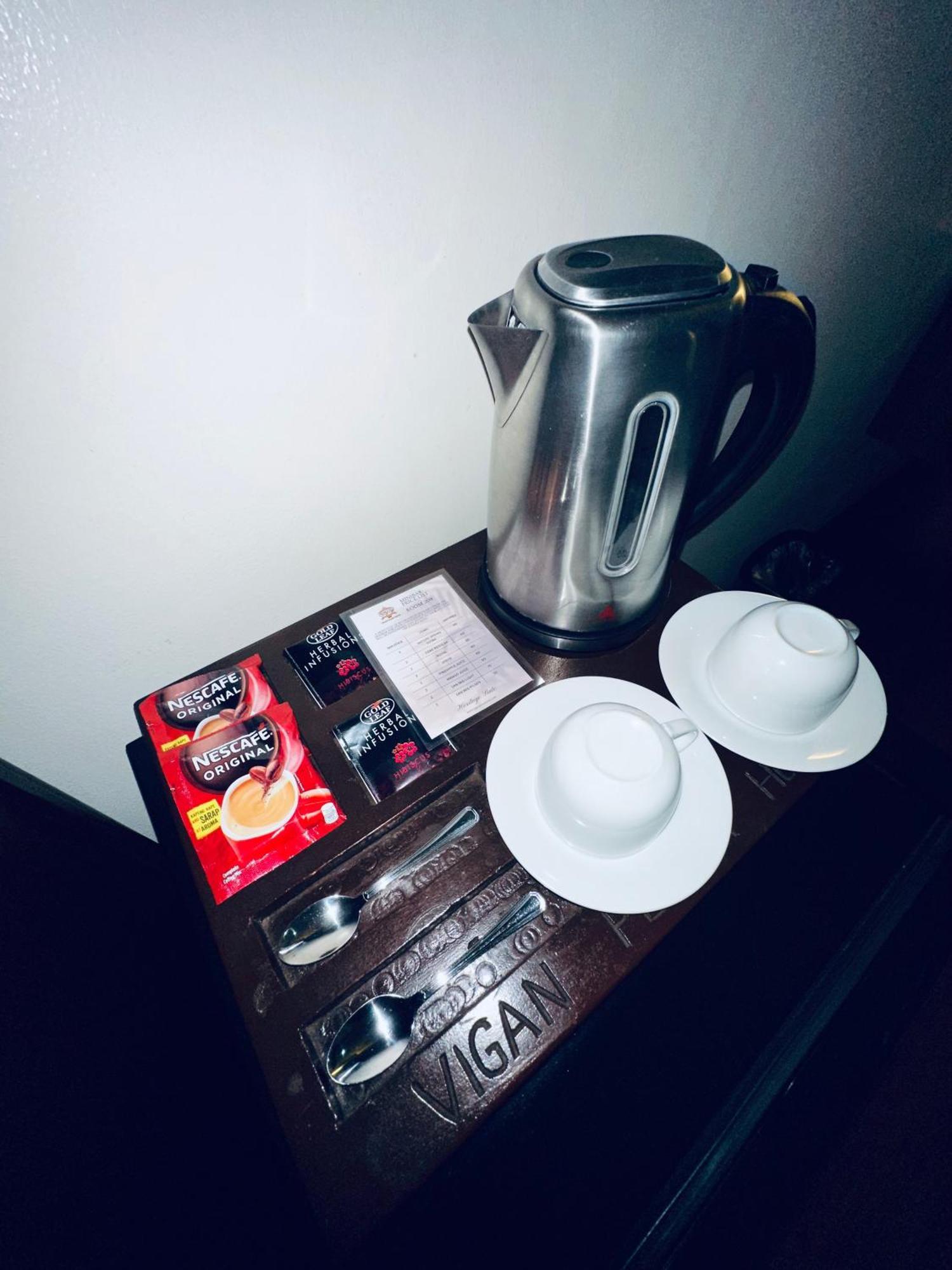 Vigan Plaza Hotel Екстер'єр фото