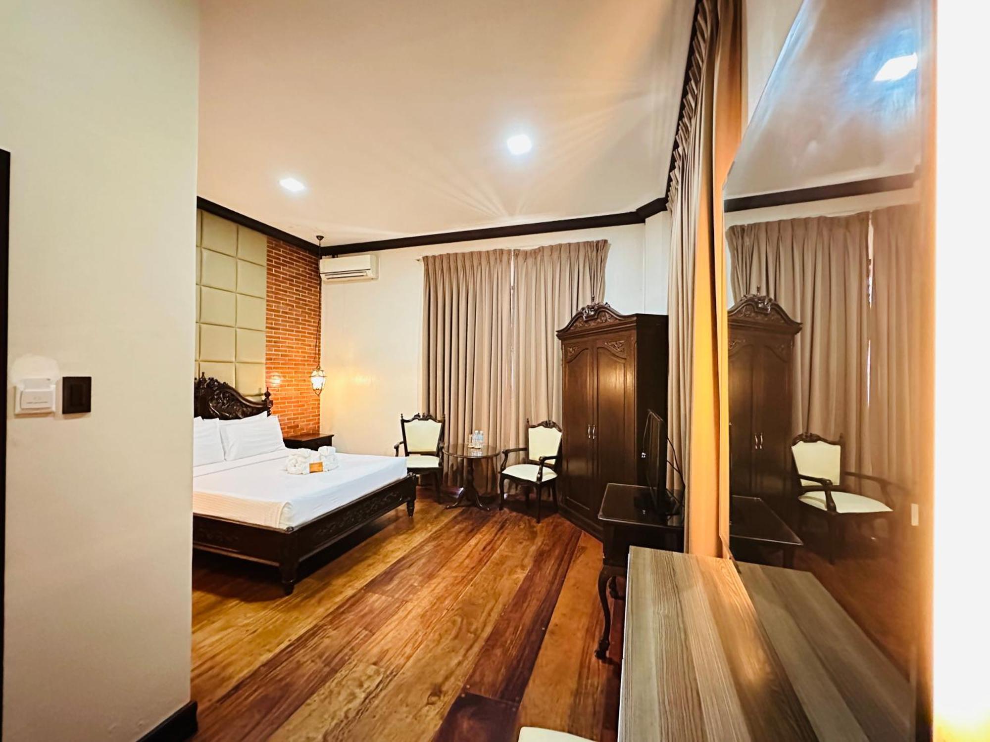 Vigan Plaza Hotel Екстер'єр фото