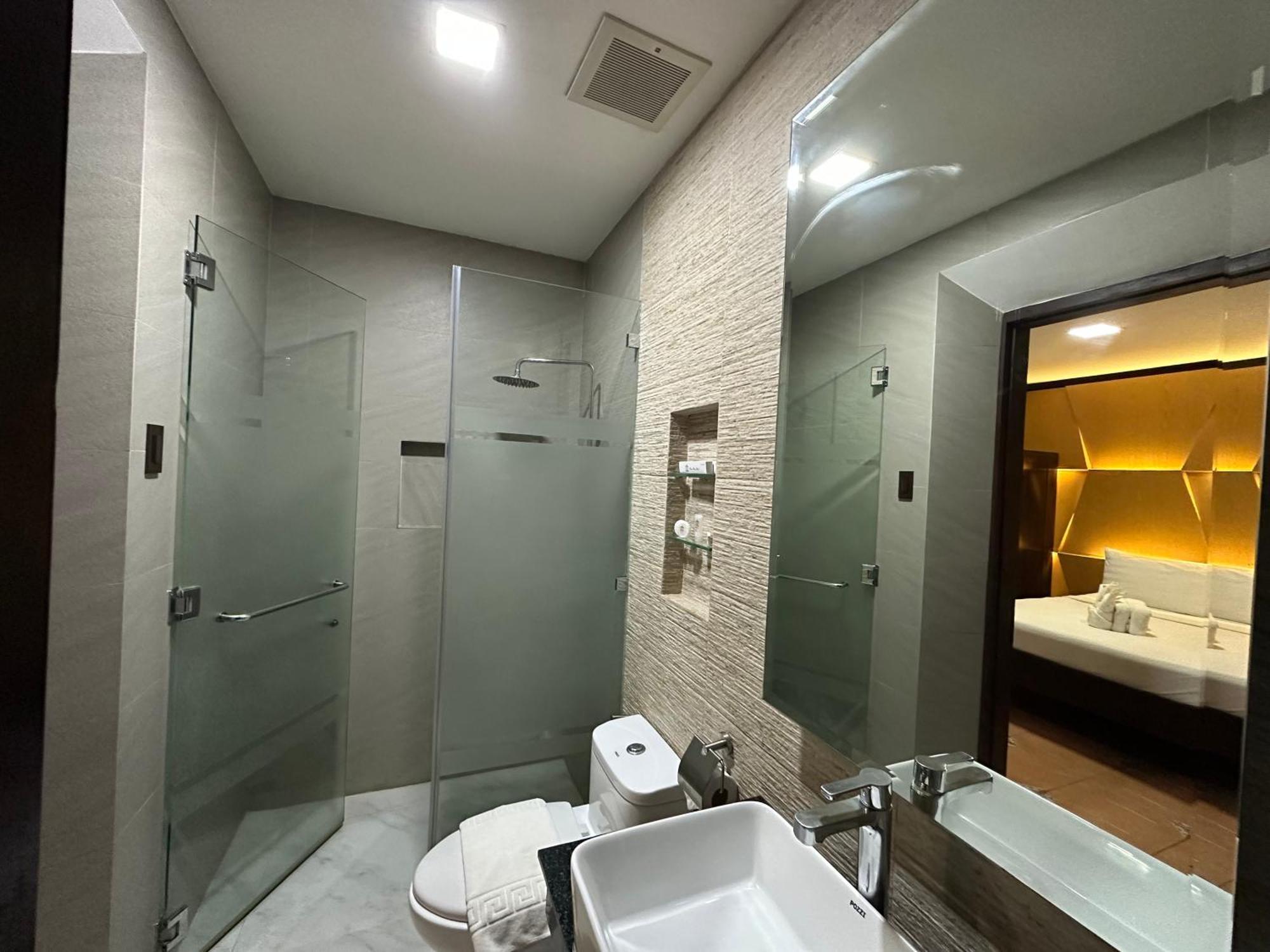 Vigan Plaza Hotel Екстер'єр фото