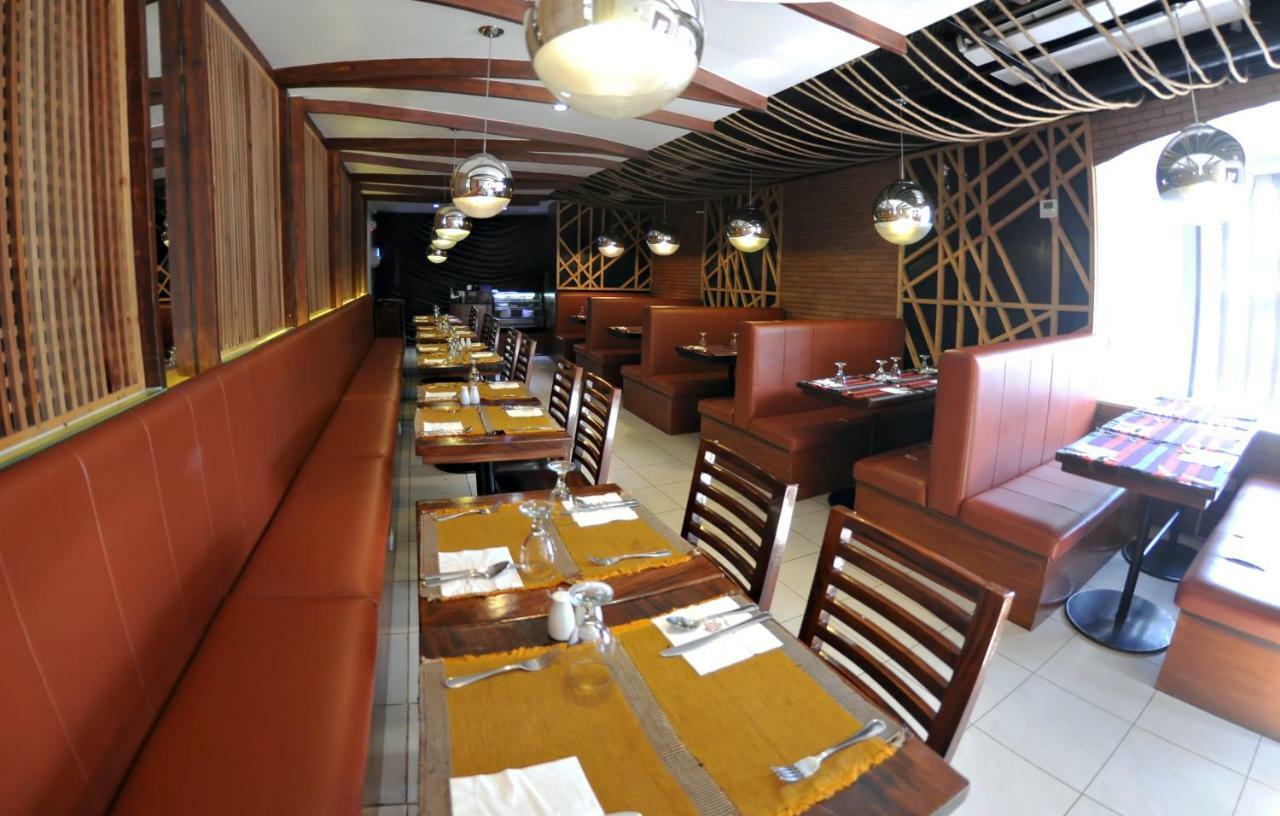 Vigan Plaza Hotel Екстер'єр фото
